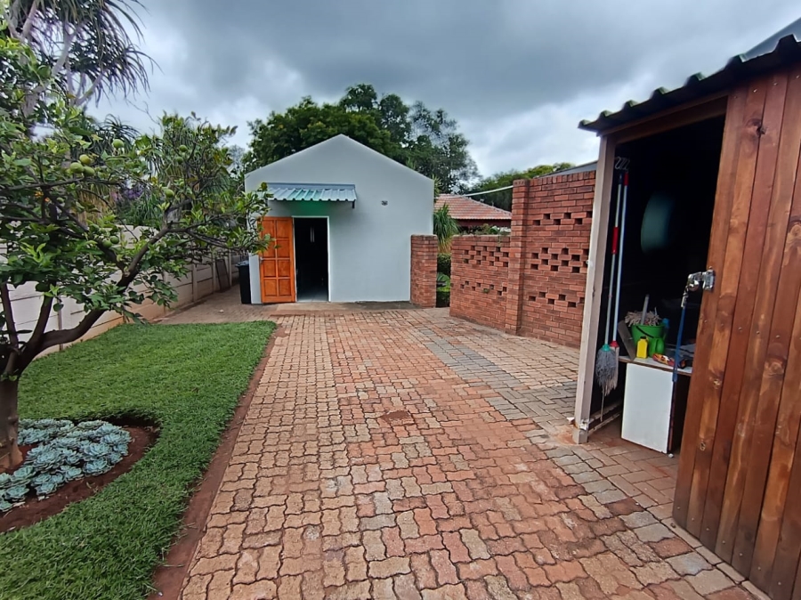 3 Bedroom Property for Sale in Protea Park North West